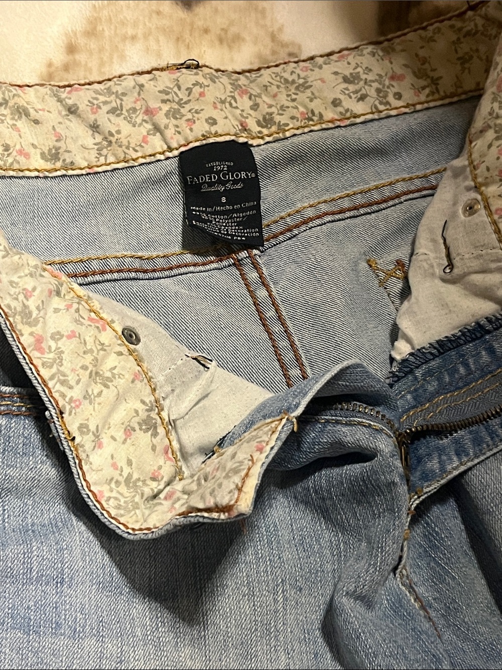 Faded Glory Light Wash High-Rise Jeans with Floral Waistband